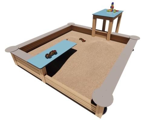 Sandlåda med två stycken sandbakbord