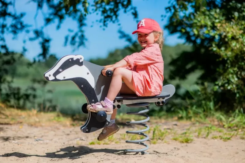 Fjädergunga GRÄVLING