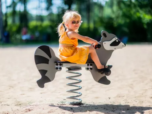 Fjädergunga TVÄTTBJÖRN