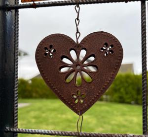 Skylt till armeringsjärn Hjärta dubbelsidigt Lind Decoration