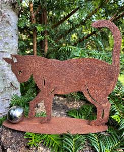 Katten Gustav med silverklot Lind Decoration