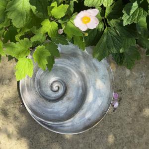 Fågelbad Fossil Eldgarden