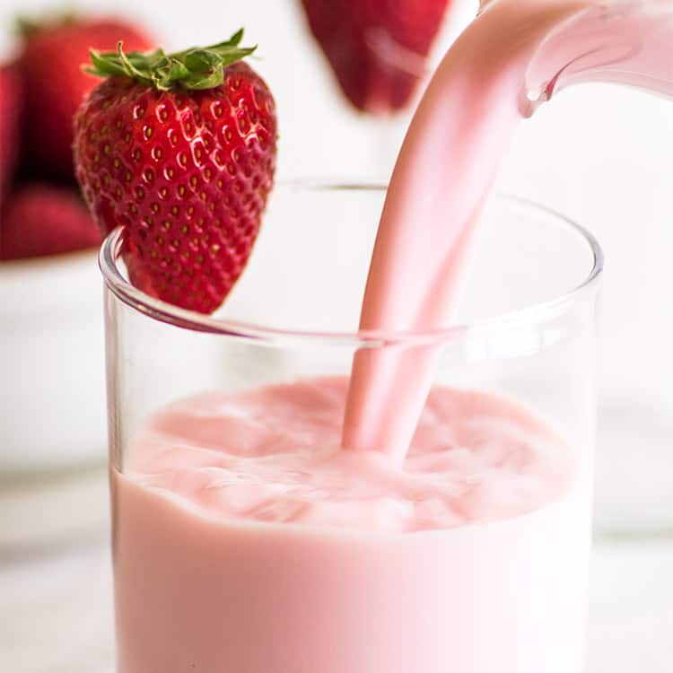 Strawberry Milk {DEL}
