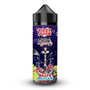 En svart 120ml ejuice flaska med lila etikett och röd svart och blå text där det står Fizzy juice shisha series grape hookah med bilder på vindruvor och en vattenpipa i bakgrunden.