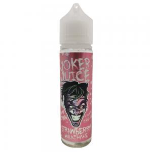 vit plastflaska med rosa etikett och bild på en Joker, och text 'Joker Juice' och 'Strawberry Milkshake'