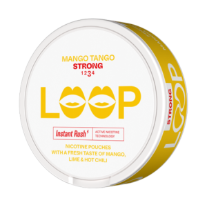 En vit och orange all white snusdosa med orange och röd text där det står Loop mango tango strongnstant rush active nicotine technology nicotine pouches with a taste of mango lime and hot chili styrka 3.