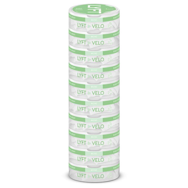 En vit och grön all white snusstock med vit och grön text där det står Lyft Velo easy mint mini.