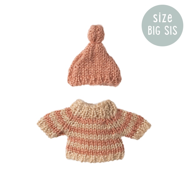 Maileg Knitted Sweater and Hat Big Sister Mouse Clothes