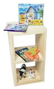Leksakshylla med tillbehör