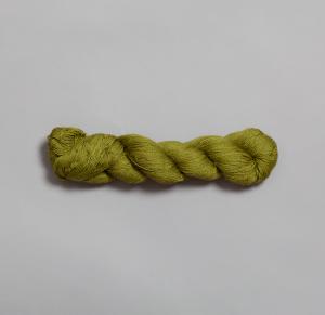 Syrlig grön 386 - Röros brodergarn 100g