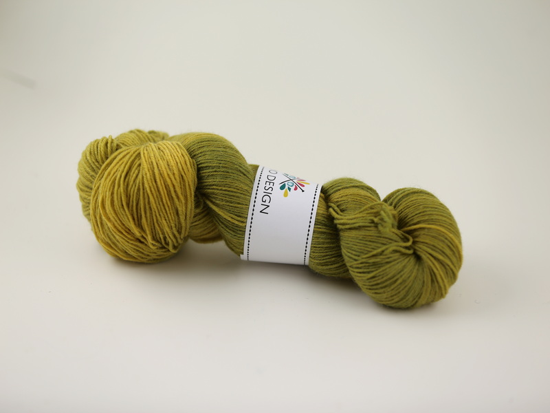 Svea-Britt - handfärgat sockgarn 100g