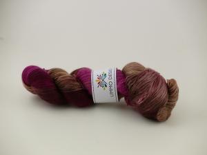 Touch of madness - Handfärgat sockgarn 100g