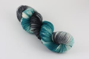 Snabeldraken - handfärgat sockgarn 100g