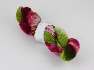 Plommonträd - handdyed sockyarn 100g