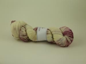 Savage grace - Handdyed sockyarn 100g