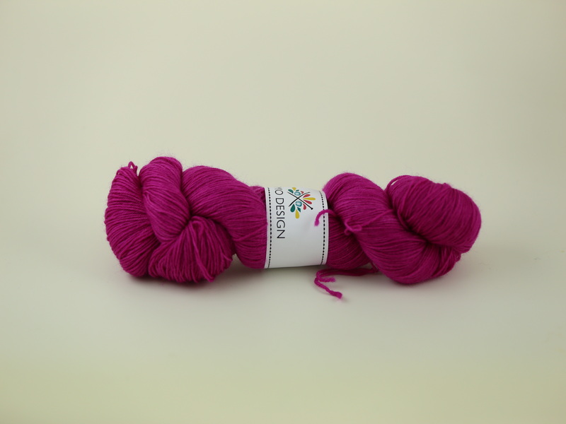 Flamingo madness - handdyed sockyarn 100g