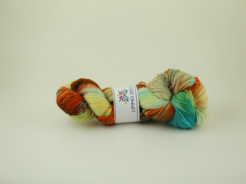 Som ett skållat troll - Handdyed sockyarn 100g
