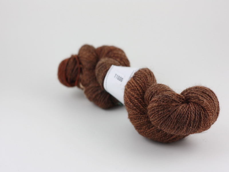 Bruna löv - 2ply yarn 100g