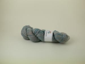 Änglaapan - handdyed fingering sockyarn 100g