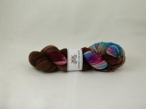 Mean little sister - Handfärgat sockgarn 100g