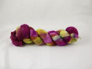 En jobbig katt - 1ply lace yarn 100g