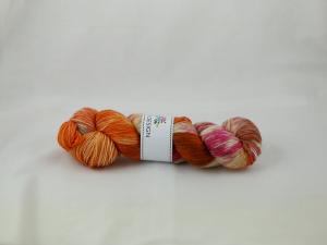 Din korkade kålrot - handfärgat sockgarn 100g