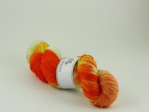 Guldfisk med kikhosta - sockgarn glitter 100g