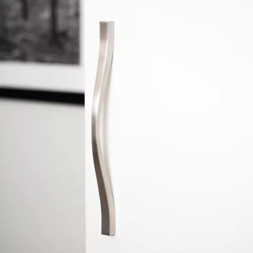 Handtag Flow Borstad nickel