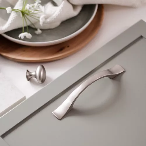 Handtag Roxen Borstad nickel