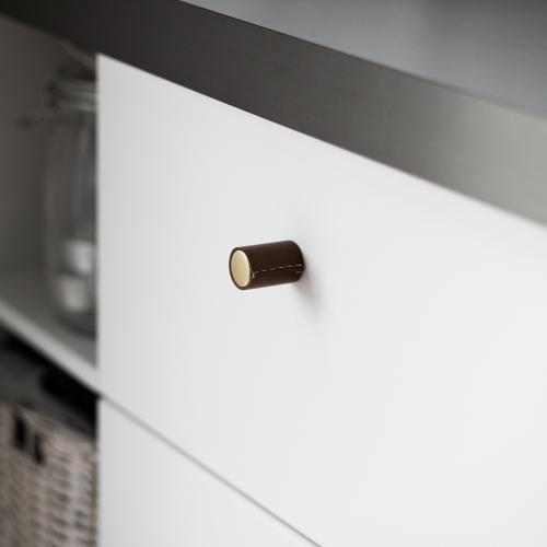 Läderknopp Mässingsfärg & Cognac