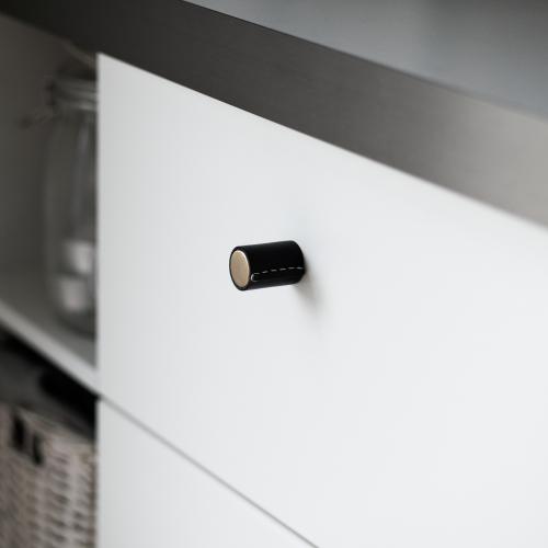 Läderknopp Mässingsfärg & Svart