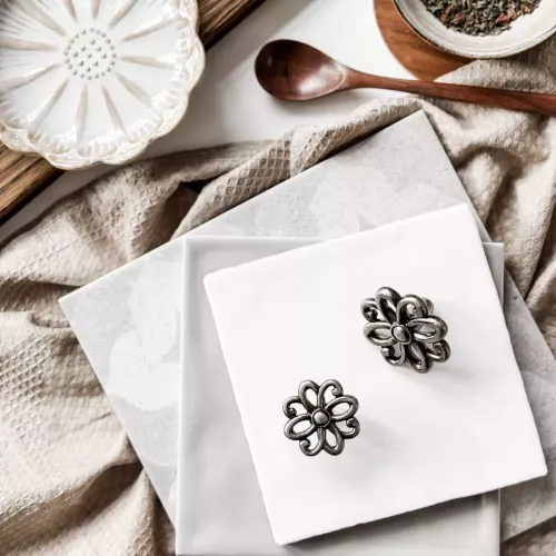 Knob Marrakech Black Antique