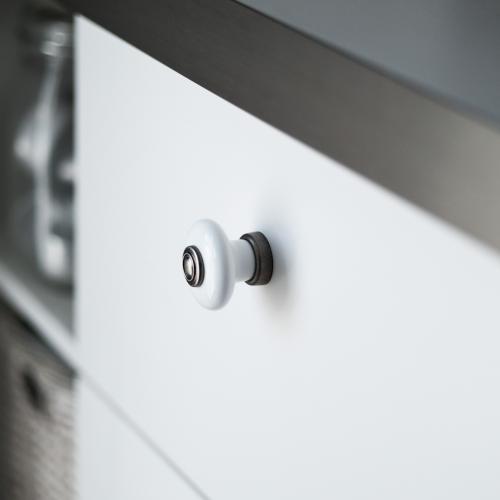 Porslinsknopp Lindö Vit & Svart antik