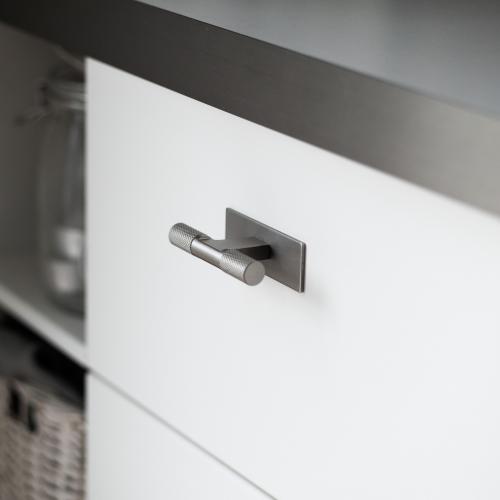 Relief Knob T-bar Nickel