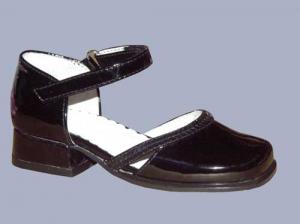 Svarta lackskor med klack