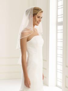 Slöja med satinkant