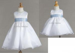 Näbbklänning Ebba - vitt