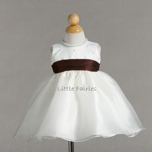 Näbbklänning Ebba - gräddvit