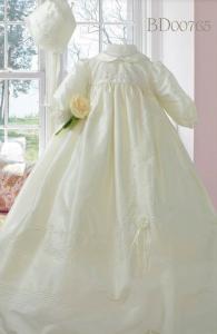 Dopklänning och dophätta Rachel