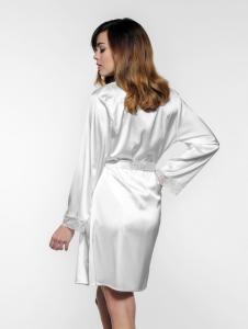Vit kimono i satin