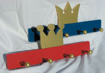 Kunglig hängare på vägg