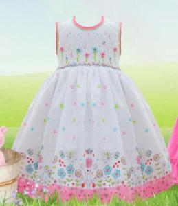 Smockad festklänning Flora