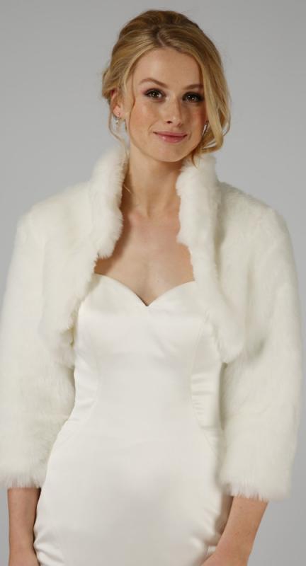 Brudjacka i fuskpäls