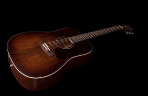 Art & Lutherie Americana - Bourbon Burst