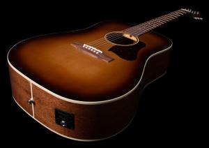 Art & Lutherie Americana EQ - Light Burst GT