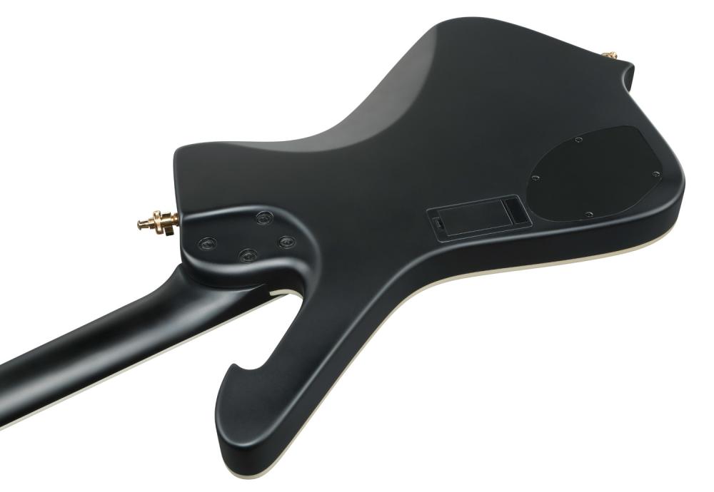 Ibanez ICB620-BKF, baksida, 4-strängad elbas i svart