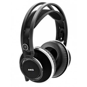 AKG K812