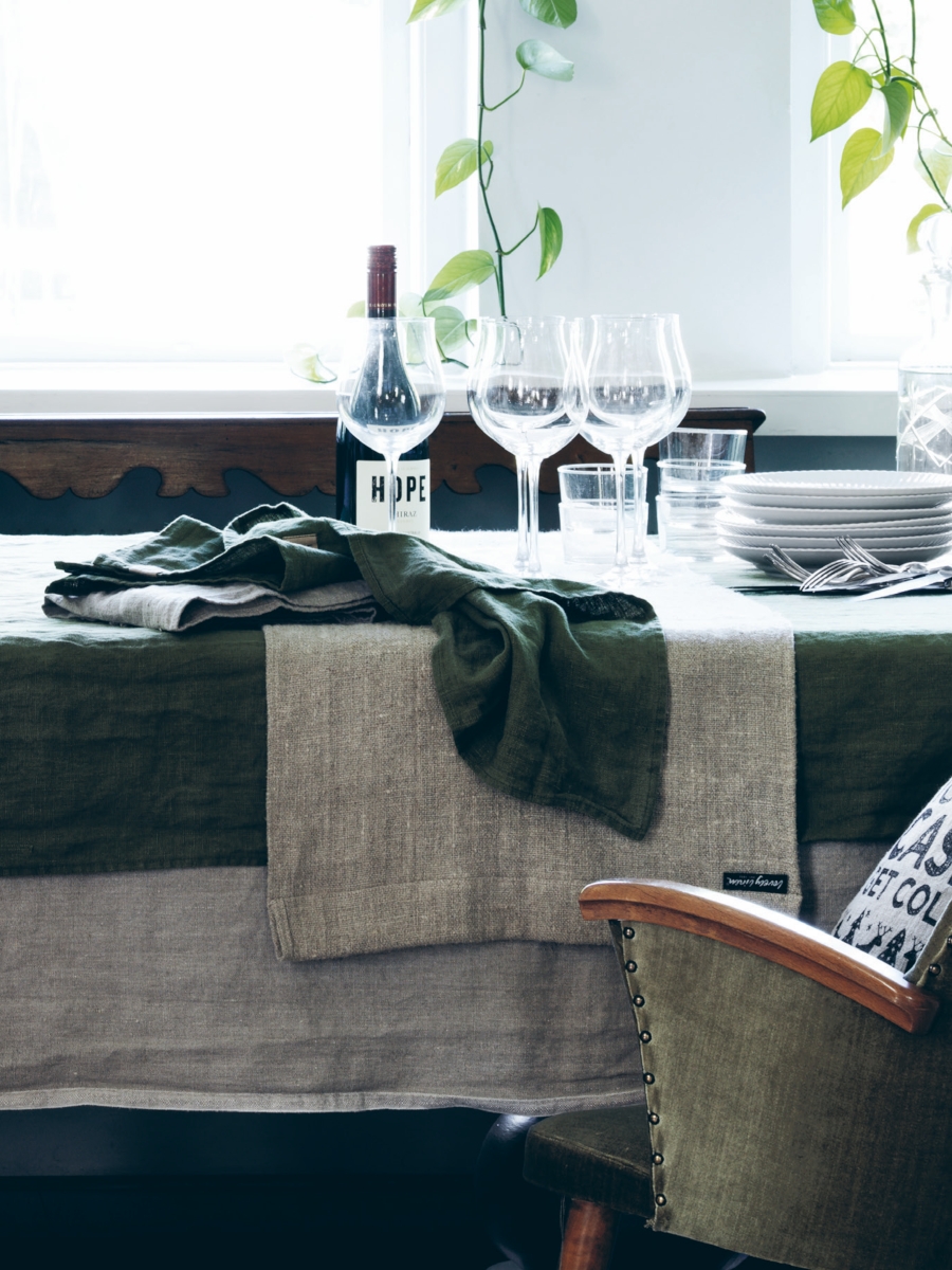 RUSTIC TABLE RUNNER Natural Beige