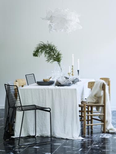 LOVELY TABLECLOTH Off-white