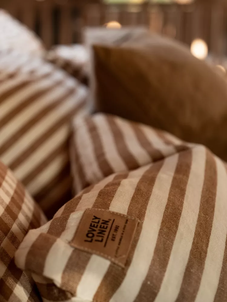 MISTY PILLOWCASE Edge Almond